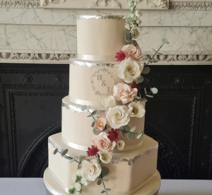 An amazing wedding cake made by @fhweddingcakes